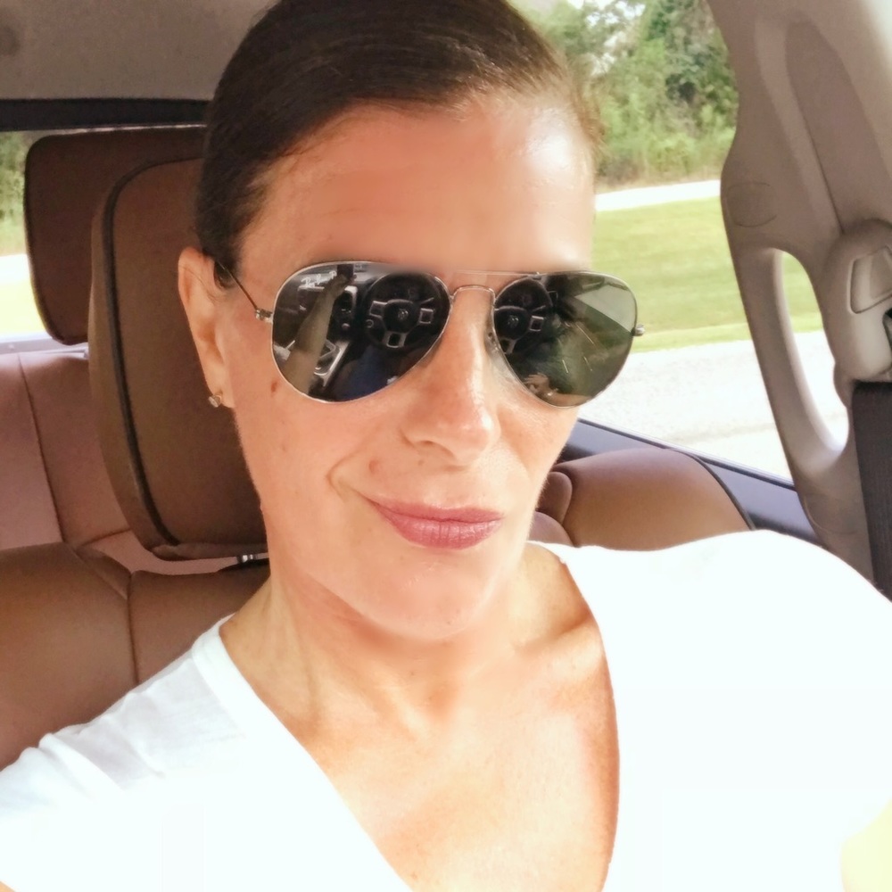 Meet your Posher, Beez!